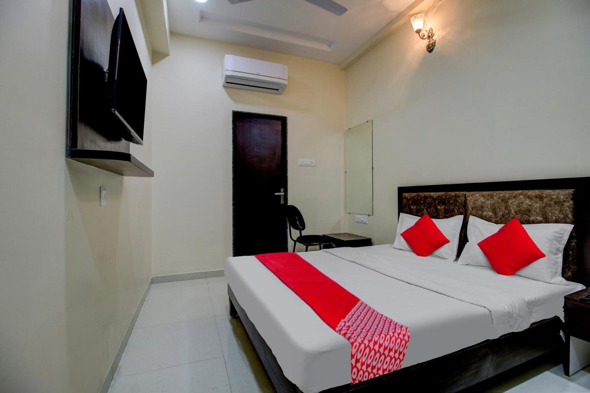 Super Hotel O The Shloka Bhopal Eksteriør bilde