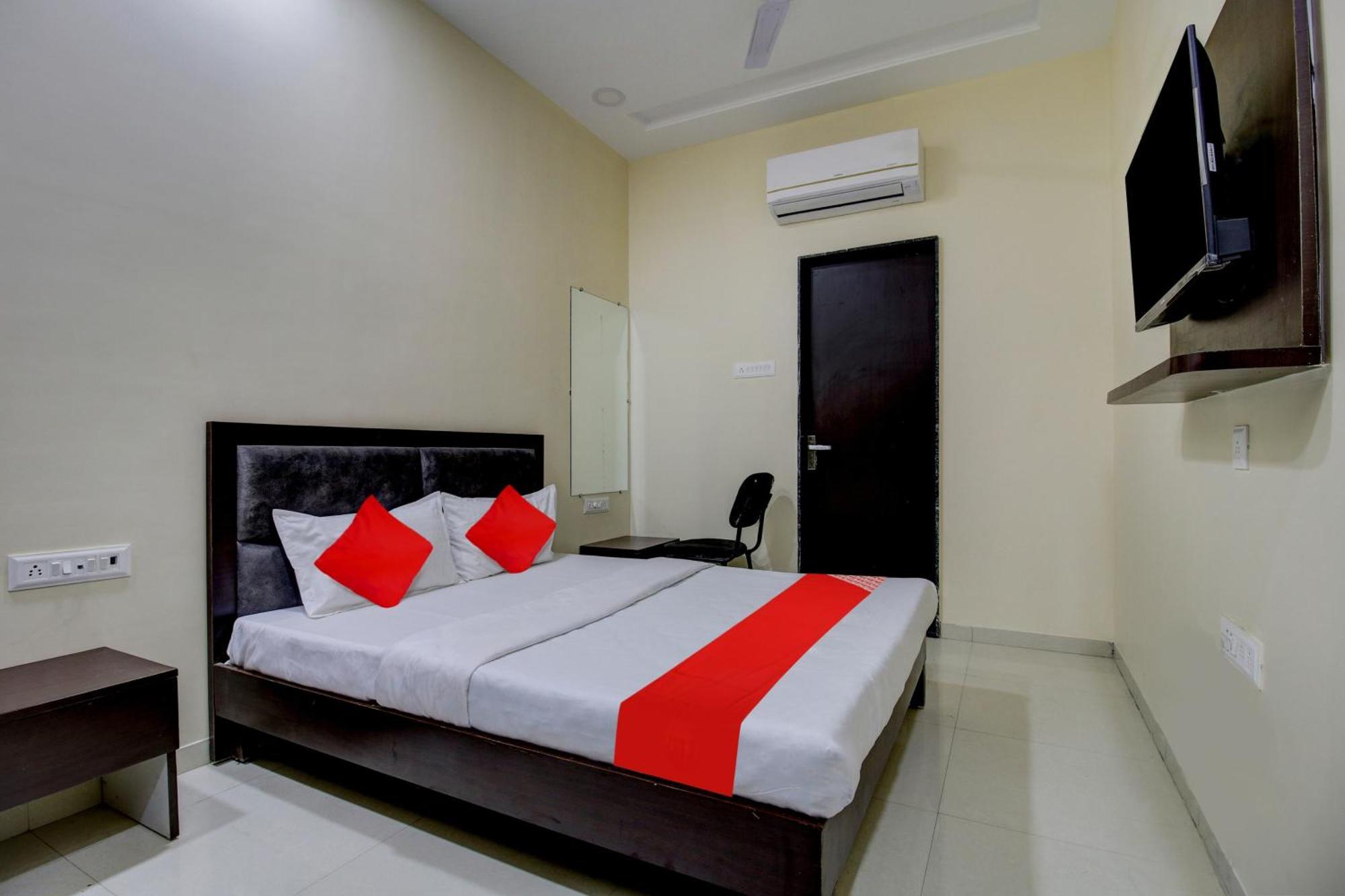 Super Hotel O The Shloka Bhopal Eksteriør bilde