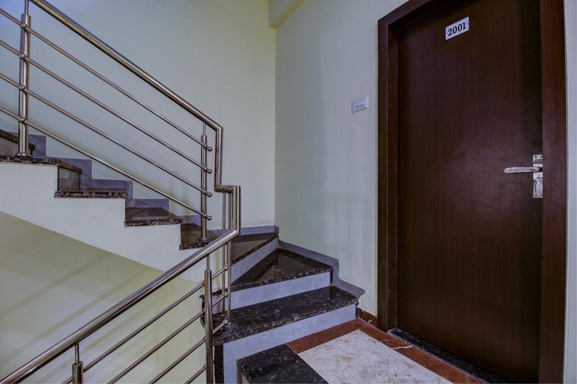 Super Hotel O The Shloka Bhopal Eksteriør bilde